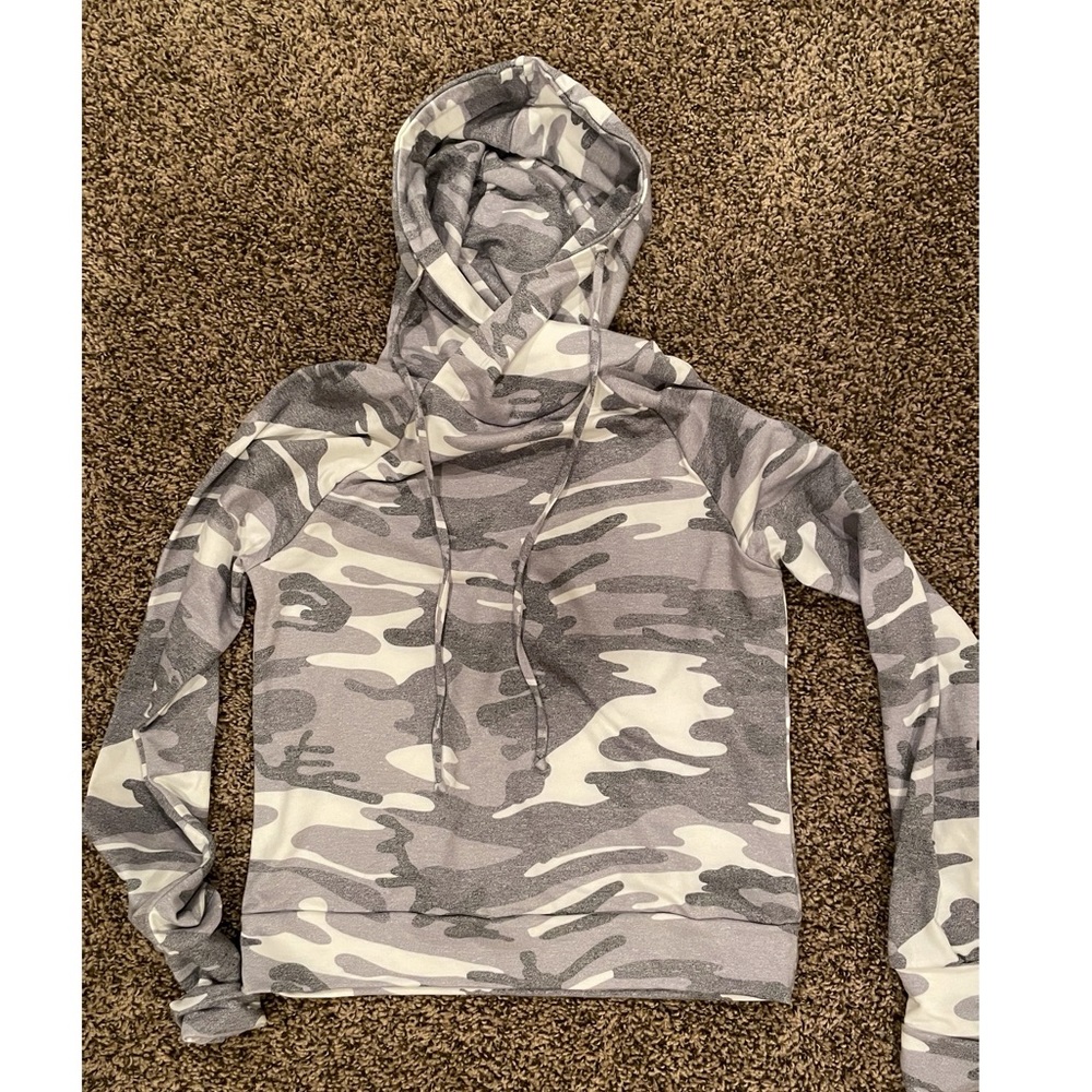 Salty Honey women’s grey camo Hoodie